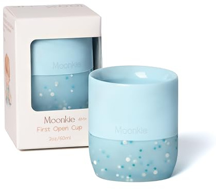 Moonkie Bicchiere Bambini, Bicchiere Neonato Silicone, Tazza Bambino 4 Mesi+, Svezzamento Neonati, Base Ponderata, senza BPA, con Indicazioni di Capacità, per Lavastoviglie e Microonde, 2oz(Etere)