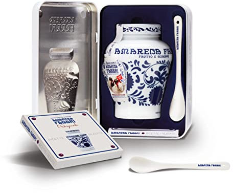 Fabbri 1905 - Cofanetto Regalo Amarena Fabbri in latta | Vaso Amarena Fabbri 600g + Cucchiaino di ceramica decorata + Libro di ricette
