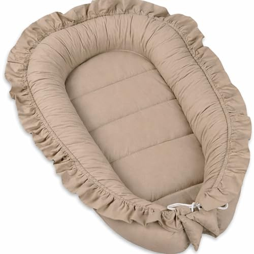 PIMKO Babynest mit rüschen Babynestchen für Baby Kuschelnest Babykokon für Säuglinge und Neugeborene 100% Baumwolle Nestchen geeignet für Zuhause 55 x 90 cm - Cookie