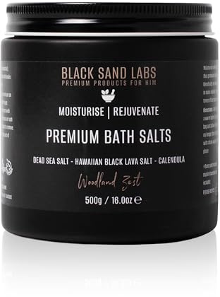 Black Sand Labs Premium badsalt för honom, premiumblandning av döda havet och hawaiianska svarta lavasalt som återfuktar och föryngrar huden, lyxiga badsalt för män (skogszest)