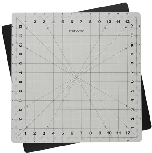 Fiskars Tapis de Découpe Rotatif, Tapis de découpe auto-fixant, rotatif à 360°, lignes de biseau à 30°, 45° et 60°, 13 » x 13 » (33 x 33 cm), gris, 1065610