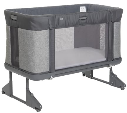 Chicco Next2Me Forever, 3-in-1-Babybett für Neugeborene, Bistellbett, das zu einem Montessori-Bett Wird, bis 4 Jahre (22 kg), verstellbare Höhe, Gute Luftzirkulation, 4 Räder, inklusive Matratze