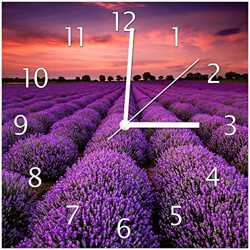 Wallario Design-Wanduhr Lavendelfeld unter rotem Himmel aus Glas, Motiv-Uhr Größe 30 x 30 cm, weiße Zeiger