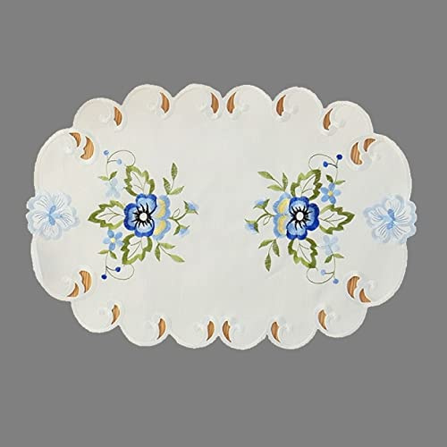 Tischdecke Tischläufer Mitteldecke Deckchen Kissenhülle Frühling Bestickt mit Stiefmütterchen in blau hellblau auf cremefarbigem Untergrund (30 x 45 cm)