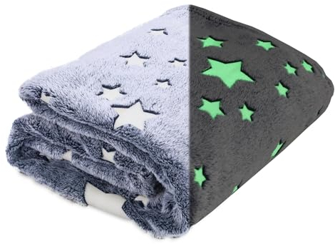 Totsy Baby Kuscheldecke Kinder 155x130 cm - Kinderdecke Sternen Deko Decke Kinderzimmer Kuscheldecke leuchtet im Dunkeln Fleecedecke