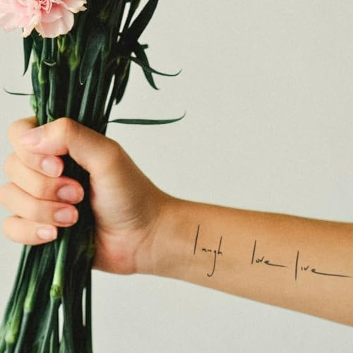 MyJagua Tattoo • Laugh love live | 1-2 Wochen Tattoo | Auf Pflanzenbasis | Hautverträglich | Wasserfest | Neue Tattoo Technologie | Kein Klebe Tattoo