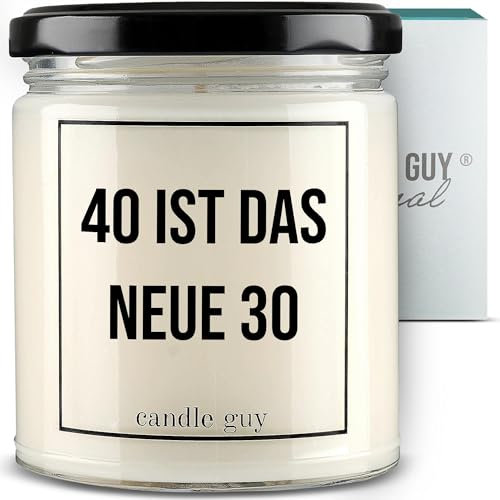 candle guy Duftkerze im Glas [Brennzeit 70h] - Duft-Kerze handgemacht mit Spruch | Freches Geschenk für Frauen, Freundin, Geburtstag | 100% Sojawachs, schöne natürliche Düfte mit ätherischem Öl