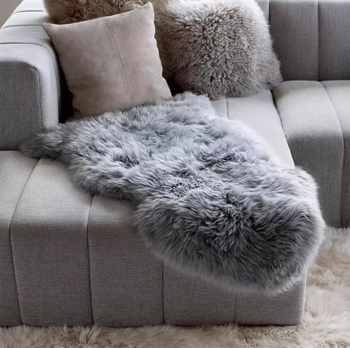 YIHAIC Faux Lammfell Schaffell Teppich, Kunstfell in Super weich Lammfellimitat Flauschig Teppich Longhair Fell Optik Nachahmung Wolle Bettvorleger Sofa Matte(60 x 90 cm, Grau)