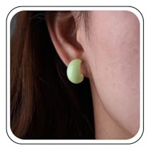 TseenYi Verde De Acrílico Grueso Pendientes De Aro De La Vendimia En Forma De C Espárragos Pendientes Verde Círculo Abierto De Ancho Pendiente Caramelo Huggie Pendiente De La Joyería Para Las Mujeres