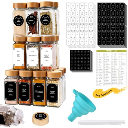 24 Pot à Épices en Verre de 120 ml avec Couvercles, Rangement pour Epices de Cuisine, Bocaux Carrés Hermétiques avec Entonnoir et 648 Étiquettes, Convient pour Le Camping