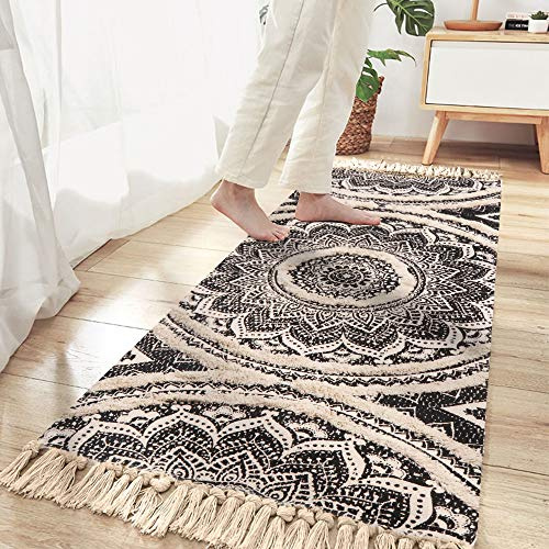 Seavish Baumwollflickenteppich, handgewebt, wendbar, Chindi-Bereich 2.3' x 5.2' Schwarzes Mandala