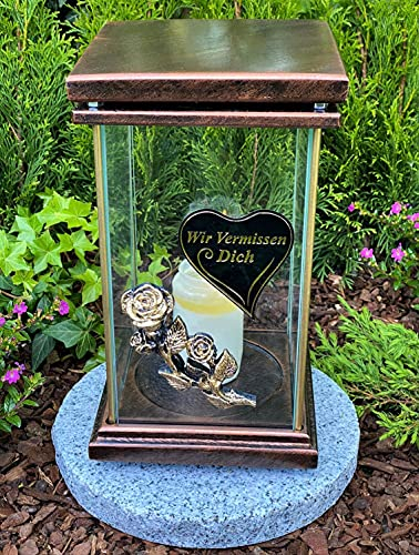 Grablampe NEU !!! Grablicht mit Beschriftung  Wir vermissen Dich  Grabdekoration Grabschmuck Gartenlampe Kerze incl. Kerzerze.