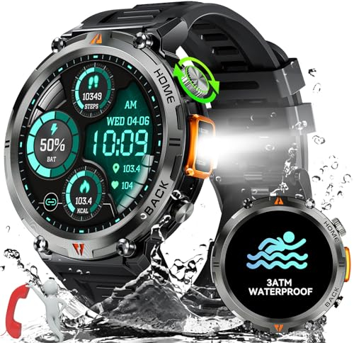 Smartwatch Herren mit Telefonfunktion, 3ATM Wasserdicht Militär Smartwatch mit LED Taschenlampe, 1,45 Robuste Outdoor Uhren mit 24H Gesundheits-Screening, 110+ Sportmodi Fitnessuhr für Android iOS