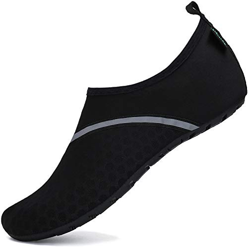 SAGUARO Chaussures de Plage pour Homme Femme Séchage Rapide Aquatiques Chaussettes Léger À l'aise Chaussons de Piscine Antidérapant Chaussures de Bain Piscine Noire 36/37 EU