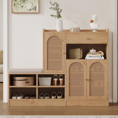 Merax Schuhschrank mit Sitzbank – Schuhregal mit gepolsterter Sitzfläche, 3 Rattantüren und 1 Schublade – Multifunktionaler Aufbewahrungsschrank für Flur, Garderobe – Holzoptik, B142xT35xH110 cm
