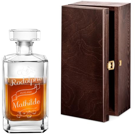 Maverton Carafe à Whisky gravé, 700 ml Décanteur en verre transparent | Cadeau personnalisé pour jeunes mariés, Cadeau d’anniv pour couples, Prénoms