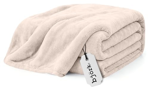 Björk Kuscheldecke Beige aus Fleece 130×170 cm weiche, warme und Flauschige Sofadecke für Couch & Bett atmungsaktive Decke für alle Jahreszeiten (Beige)