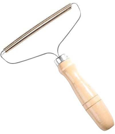 GreenGoods Lint Remover | Pets – Cats and Dogs Hair Remover | Carpet Scraper | Bobble Remover for Clothes | Scrapers as Carpet Cleaner |Shaver for Sweaters | Portable Lint Roller (Wood, Wooden Brown)