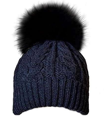 MERRYLAND Mütze XXL Echtfellbommel Pudelmütze Bommelmütze ECHTFELL Hat Real Fur Handmade Fellbommel Echt Fell Bommel Strickmütze Pelzbommel Waschbär Raccoon Pelz