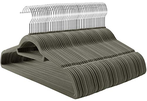 SONGMICS Percha de Terciopelo, Juego de 100, Antideslizantes, con Barra Corbata y Gancho Negro, 0,6 cm Espesor, Ahorra Espacio, 43,5 cm Largo, Abrigo Pantalón, Gris y Plata CRF100V