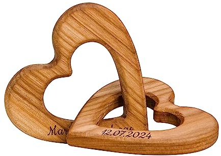 Verbundene Holzherzen mit Gravur, Deko Herzen für Paare, Personalisiertes Hochzeitsgeschenk, Handschmeichler, Glücksbringer, Hochzeit Geschenke für Brautpaar, Holz Herzen Deko, Holzherz Geschenk