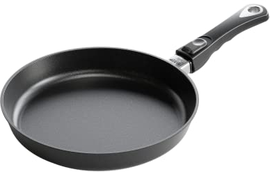 AMT Gastroguss Sonder-Edition Klaus grillt, Ø 28 cm, 5 cm hoch, abnehmbarer Stiel, nachhaltig und klimafreundlich, Wiederbeschichtung möglich, Induktion, AMZN-KG-I-5L28-Z20B