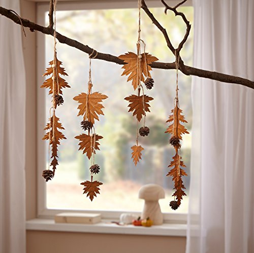 4 Deko-Hänger “Herbstblätter” aus Metall in Rost-Optik mit Naturzapfen und Holzperlen, 45 cm hoch, Herbstdeko, Hängedeko