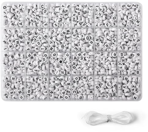 WHCPCYO 2000 Stück Rund Buchstabenperlen zum Armbänder, Alphabet Perlen Set Buchstaben Perlen für Auffädeln, Letter Beads Bastelset für Armband Haarband Schmuck Basteln