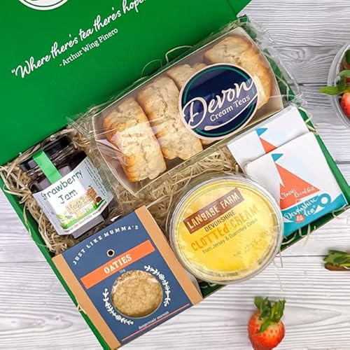 Devon Cream Tea Hamper for 2 with Biscuits Gift Set | Devon Afternoon Tea, 4 Scones, Jam, Cream Tea & Biscuits | Hamper Gifts For Women | Christmas, Birthday, Easter, Anniversaries