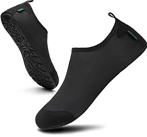 SAGUARO Chaussures d'eau Homme Chaussures Aquatiques Femme Antidérapant Chaussures de Plage Séchage Rapide Chaussure Aquatique Snorkeling Plage Surf Plongée Sport Plage Piscine Gymnase Noir 44/45 EU