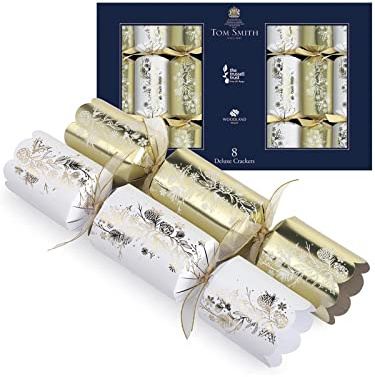 Tom Smith Pack of 8 Deluxe Gold & White Holly and Ivy Charity Christmas Crackers Eco 33cm