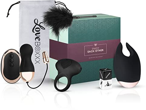 LoveBoxxx Ensemble de Jouets Sexuels 7 Pièces Coffret Cadeau Erotique avec Vibromasseur/Oeuf Vibrant/Anneaux de Pénis/Fouet/Bandeaux/Plus pour Couples LBX204
