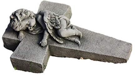 Engel auf Kreuz liegend aus Steinguss
