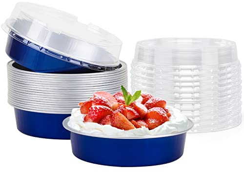 Beasea - Paquete de 20 minimoldes para tarta con tapas, 10 cm, 227 g, color azul joya, moldes desechables de aluminio con papel de horneado, recipientes pequeños redondos para postres individuales
