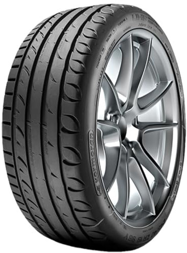 Kormoran 7917 Neumático 205/50 R17 93V, Ultra High Performance para Turismo, Invierno