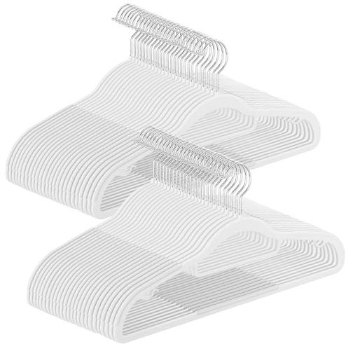 SONGMICS Juego de 50 Perchas, Perchas de Plástico, Antideslizantes, Ahorra Espacio, 0,5 cm de Grosor, 42 cm de Largo, Gancho Plata Giratorio de 360°, Blanco CRP020W05 | Breanna CRP020W05 - Antideslizante, ahorra espacio, grosor 0,5 cm, ancho 42 cm, gancho giratorio 360°, color plateado
