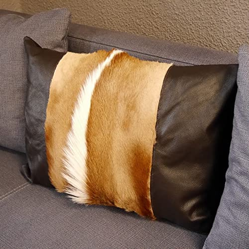 Generisch 1 Stück Springbock Fellkissen 52 x 38 cm Fell Afrika Antilope Tierfell Sofa Kissen incl. Füllkissen