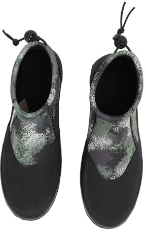 CHICIRIS Scarpe da Pesca su Roccia, Stivali da Pesca in Neoprene Antiscivolo con Chiodi in Acciaio, Stivali da Trampolino Leggeri per Uomo e Donna in Verde OD (Taglia 11 (ID 20,6 mm/0,81 Pollici C