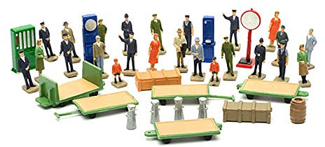 Dapol Unpainted Model Railway Station Accessories Kit - OO Scale 1/76