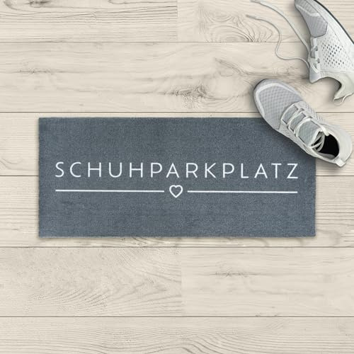 LA KO Waschbare Fußmatte 33 x 75 cm - hochwertig Bedruckte Fußmatte aus Deutschland - Türmatten mit modernem Design (anthrazit_Schuhparkplatz)
