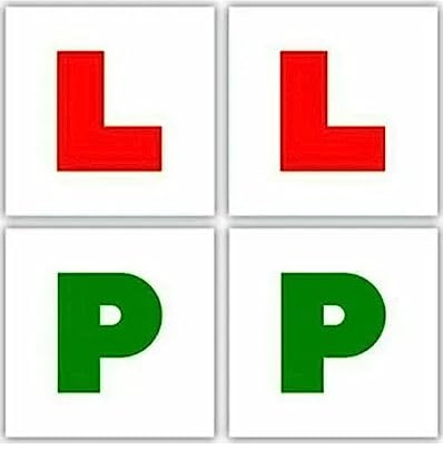 VapourOn 2X Fully Magnetic Car L-Plates: Extra Thick, Self Adhesive, Easy to Use
