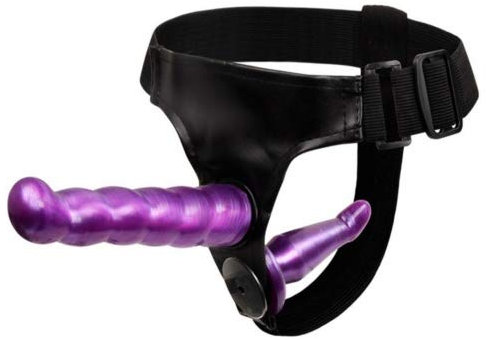 Doppia cinghia sulla cintura, doppia penetrazione del dildo anale