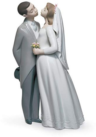 LLADRÓ Figurina Coppia Un Bacio Da Ricordare. Figurina Fidanzati di Porcellana.