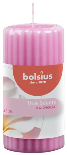 Bolsius True Scents Candela a Colonna Profumata - Fragranza Magnolia - Colore Rosa - Lunga Durata di 33 Ore - Estratti Naturali - Candela Decorativa - Cera - 12 x 5.8 cm