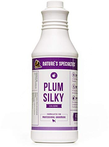 Nature's Specialties Plum Silky Hunde Parfüm Spray - Hundespray mit Pflaumenduft - Langanhaltender Parfümspray für Hunde - Ideal für die Anwendung nach dem Baden, 946ml