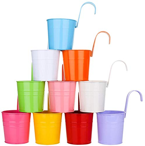KAHEIGN 10Pcs Metall Hängende Blumentöpfe, 10cm Blumentöpfe Pflanzentöpfe Hängende Blumeneimer Pflanztop Sand Eimer mit abnehmbarem Haken für Balkon Zaun Garten (10 Farben)