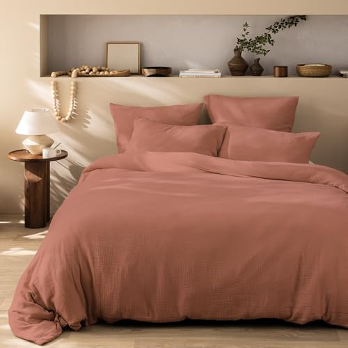 MATT & ROSE Parure de lit Unie Double Gaze DE Coton 260x240cm | 100% Coton de qualité supérieure | Oeko-TEX | Housse de Couette 260x240cm + 2 Taies d'oreiller 65x65 cm | Terre Cuite
