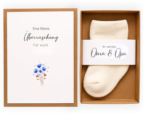 Milaboo Geschenkbox zur Schwangerschaftsverkündung – Du wirst Oma, Opa, Tante oder Onkel – Personalisierte Überraschung mit Babysöckchen – Liebevolle Ankündigung für Familie (Oma & Opa)