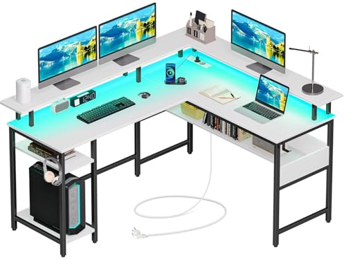 Rolanstar Escritorio Esquinero con LED y Enchufes, Escritorio Gaming L Forma para Monitor y Estante, Mesa Ordenador con 2 Ganchos, Escritorio para Juegos Grande para Oficina de Estudio(137 x 108cm)