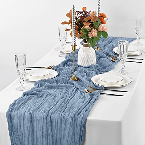 Pesonlook 2 Stück Staubblau Käsetuch Tischläufer Lang, 90 x 300 cm | 3 m lang, Rustikaler Gaze Stoff Boho halbtransparent Hochzeits Seihtuch Tischläufer für Hochzeit, Party, Brautparty，Bankett